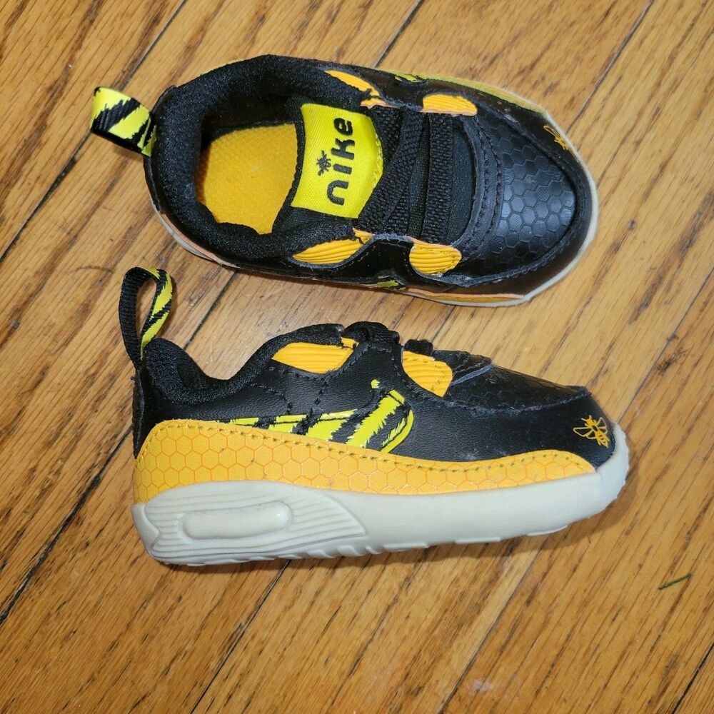 Nike Air Max 90 Se (CB) Baby Crib Bootie Shoes Black/Yellow Size 3 Bees
